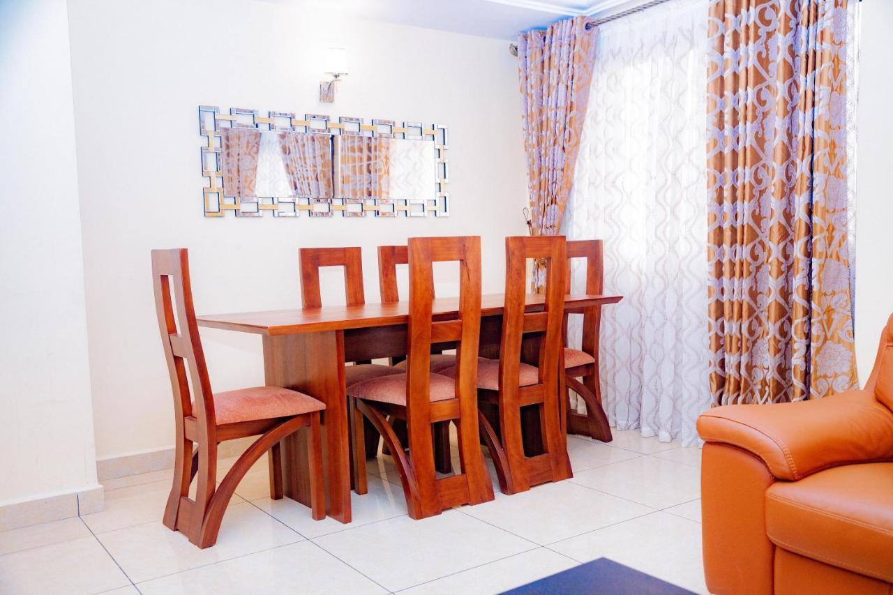 Ferienwohnung Loumia Premium Bonapriso Douala Exterior foto