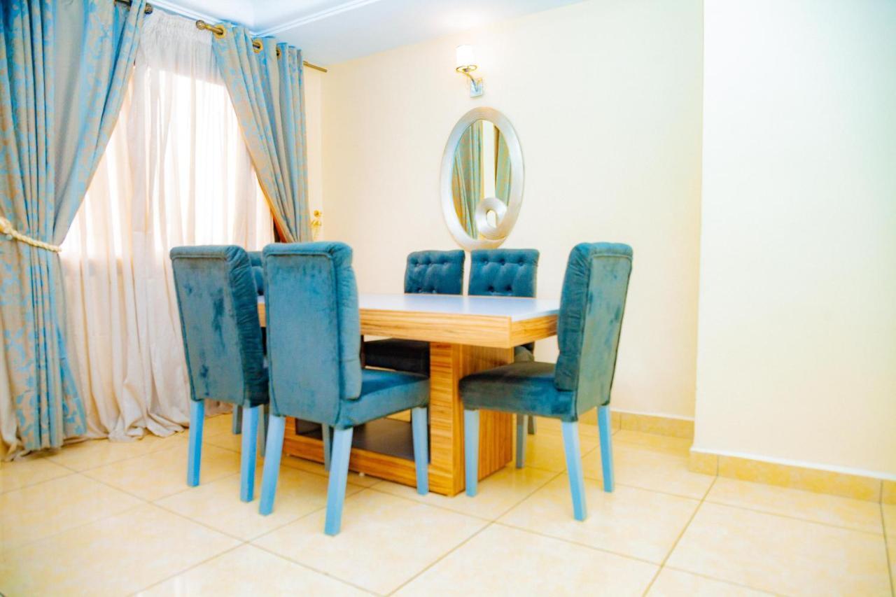 Ferienwohnung Loumia Premium Bonapriso Douala Exterior foto